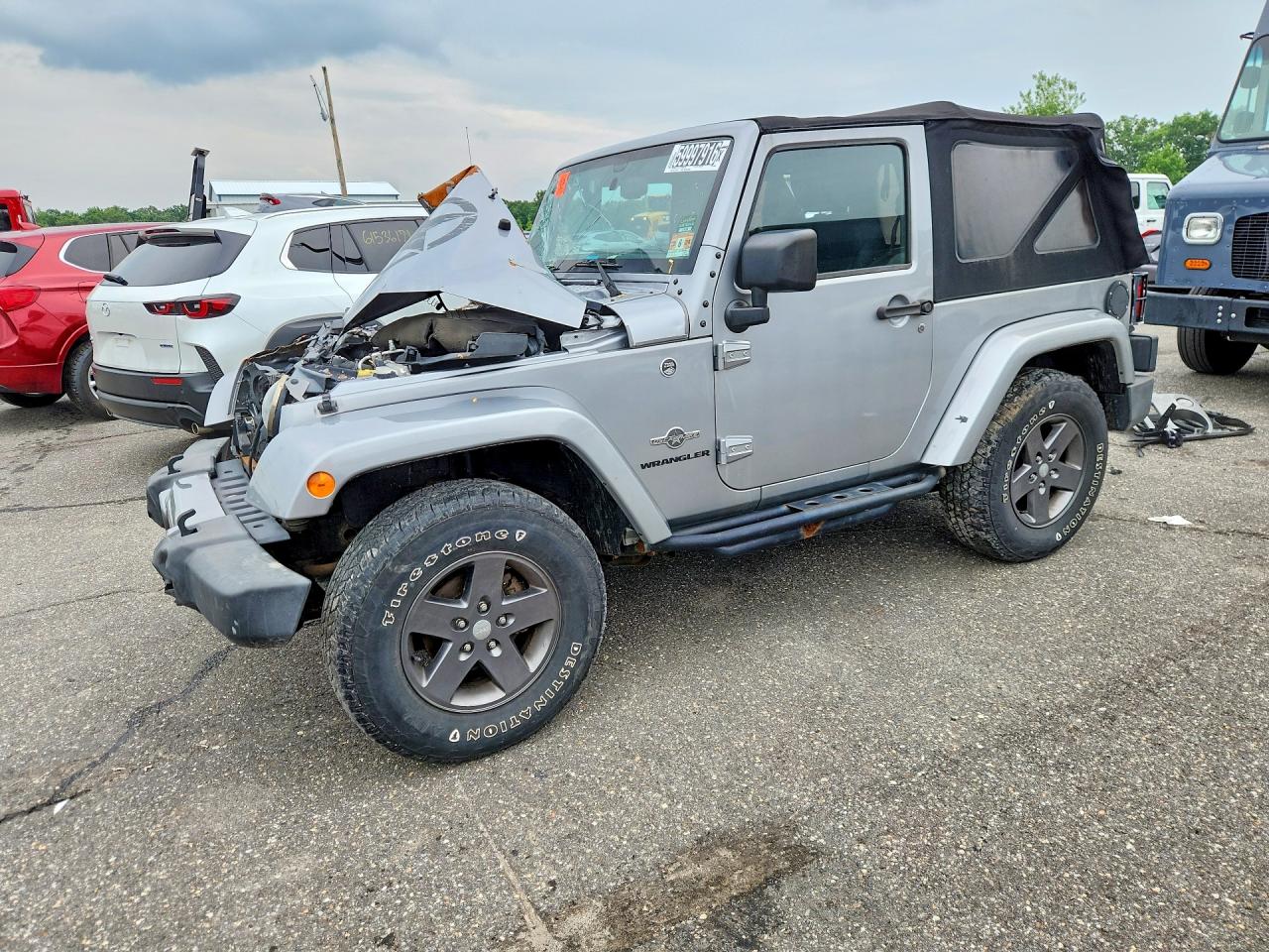 2015 Jeep Wrangler Freedom Edition, VIN 1C4AJWAG4FL590002 — Front end