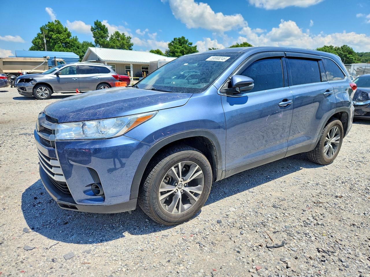 2019 Toyota Highlander LE, VIN 5TDZZRFH2KS336134 — Hail