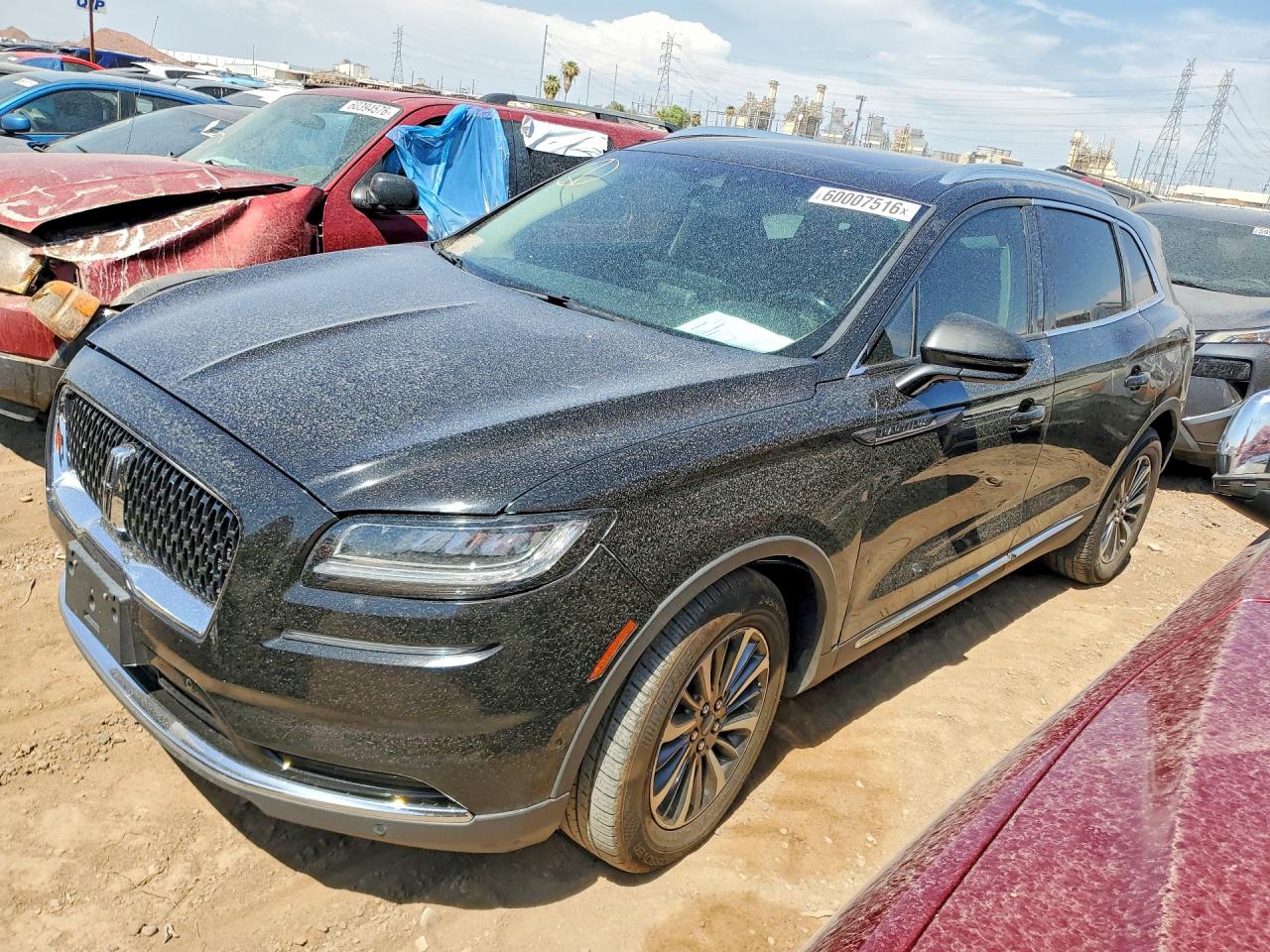 2022 Lincoln Nautilus Reserve, VIN 2LMPJ6K93NBL00731 — Front end