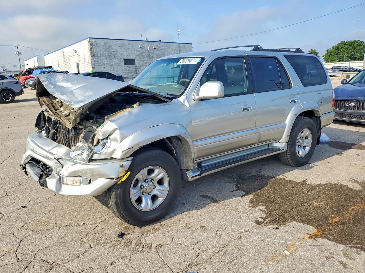 2002 Toyota 4Runner Limited, VIN JT3HN87RX20371987 — Front end