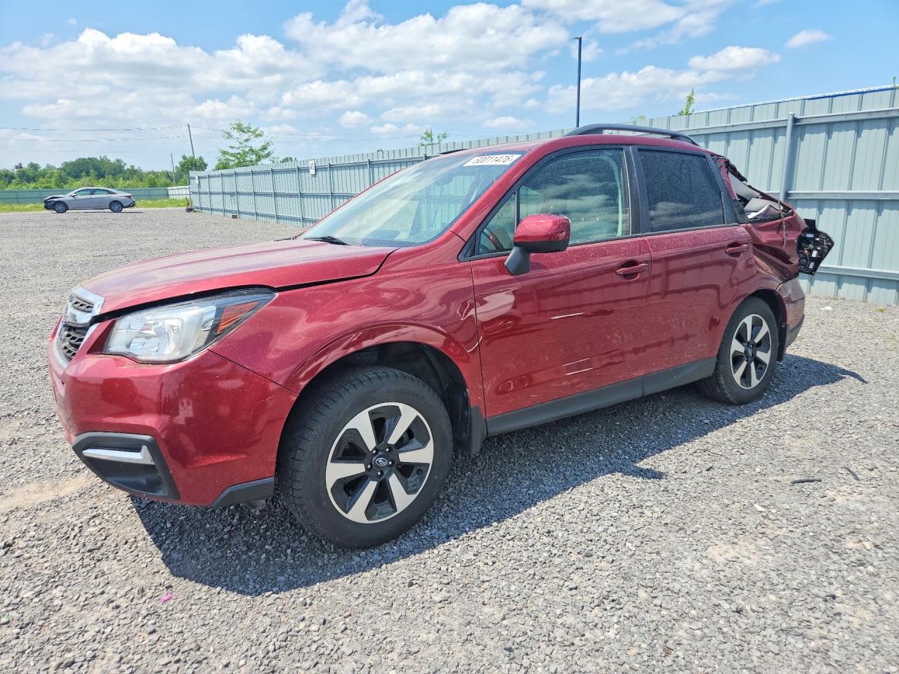 2018 Subaru Forester Premium, VIN JF2SJADC3JH525252 — Крыша