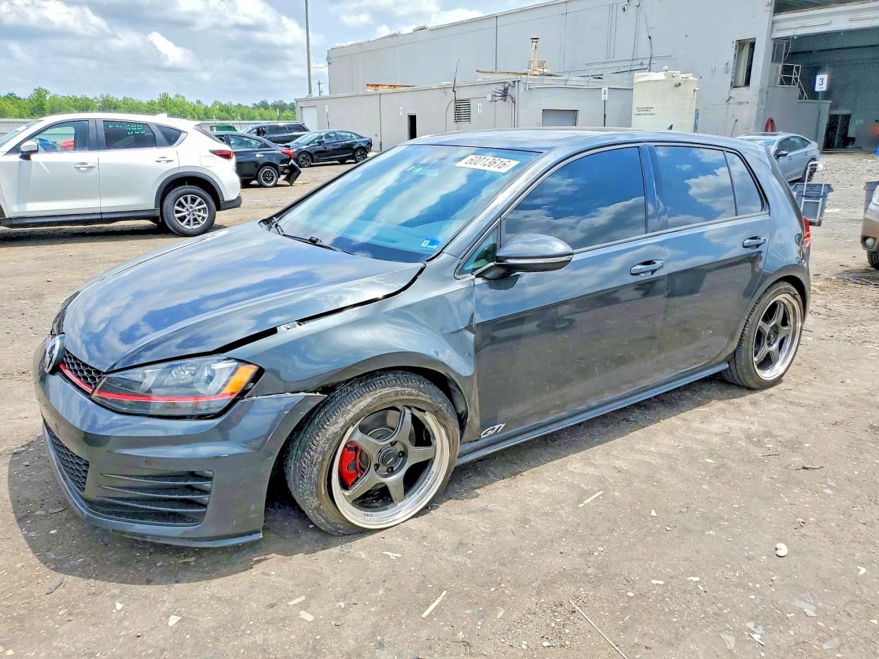 2016 Volkswagen Golf GTI S, VIN 3VW4T7AU4GM066171 — Front end