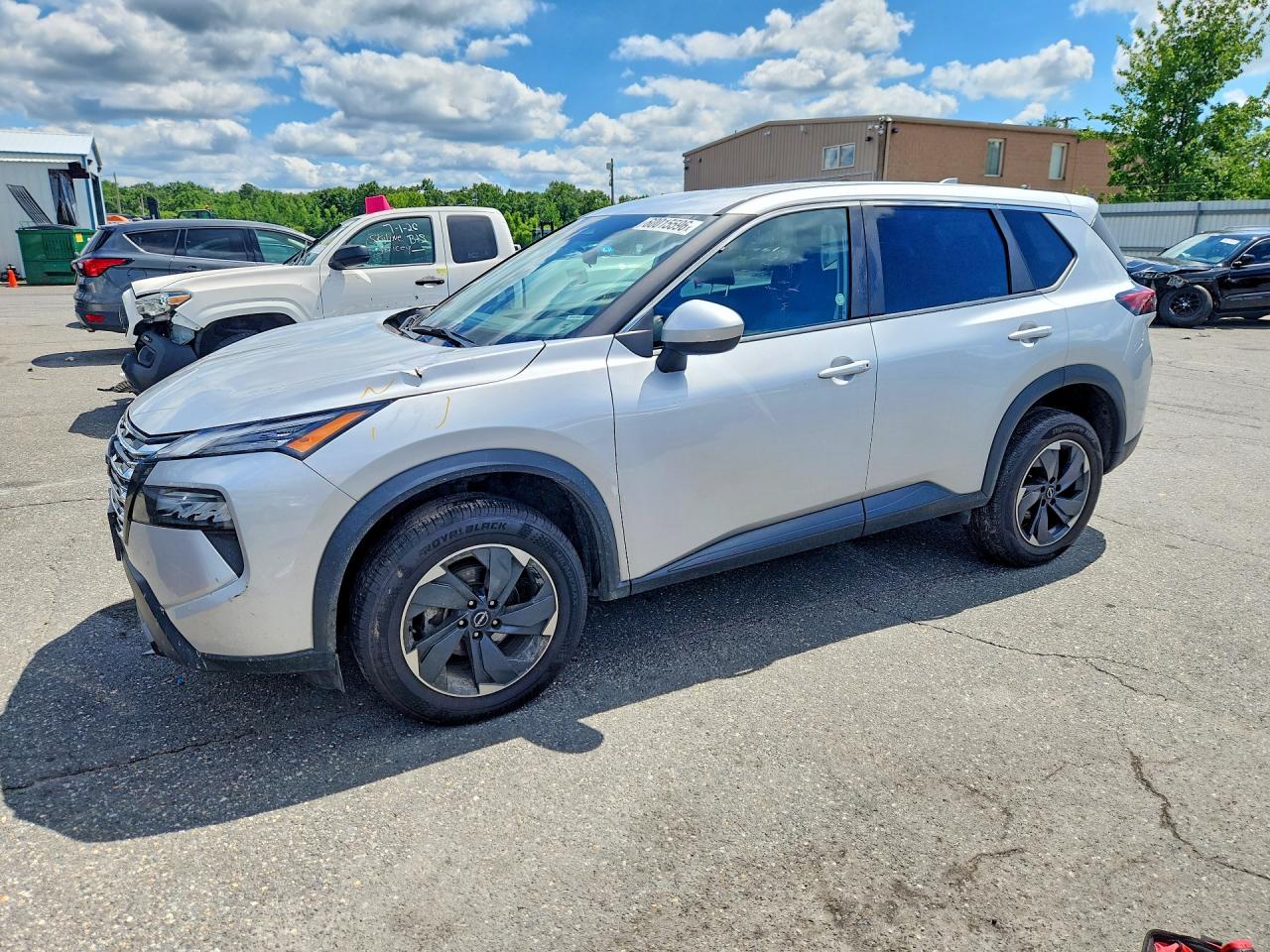 2024 Nissan Rogue SV, VIN 5N1BT3BB4RC690021 — Side