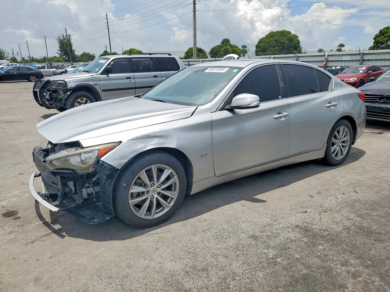 2017 Infiniti Q50 Premium, VIN JN1EV7AP8HM736624 — Mechanical