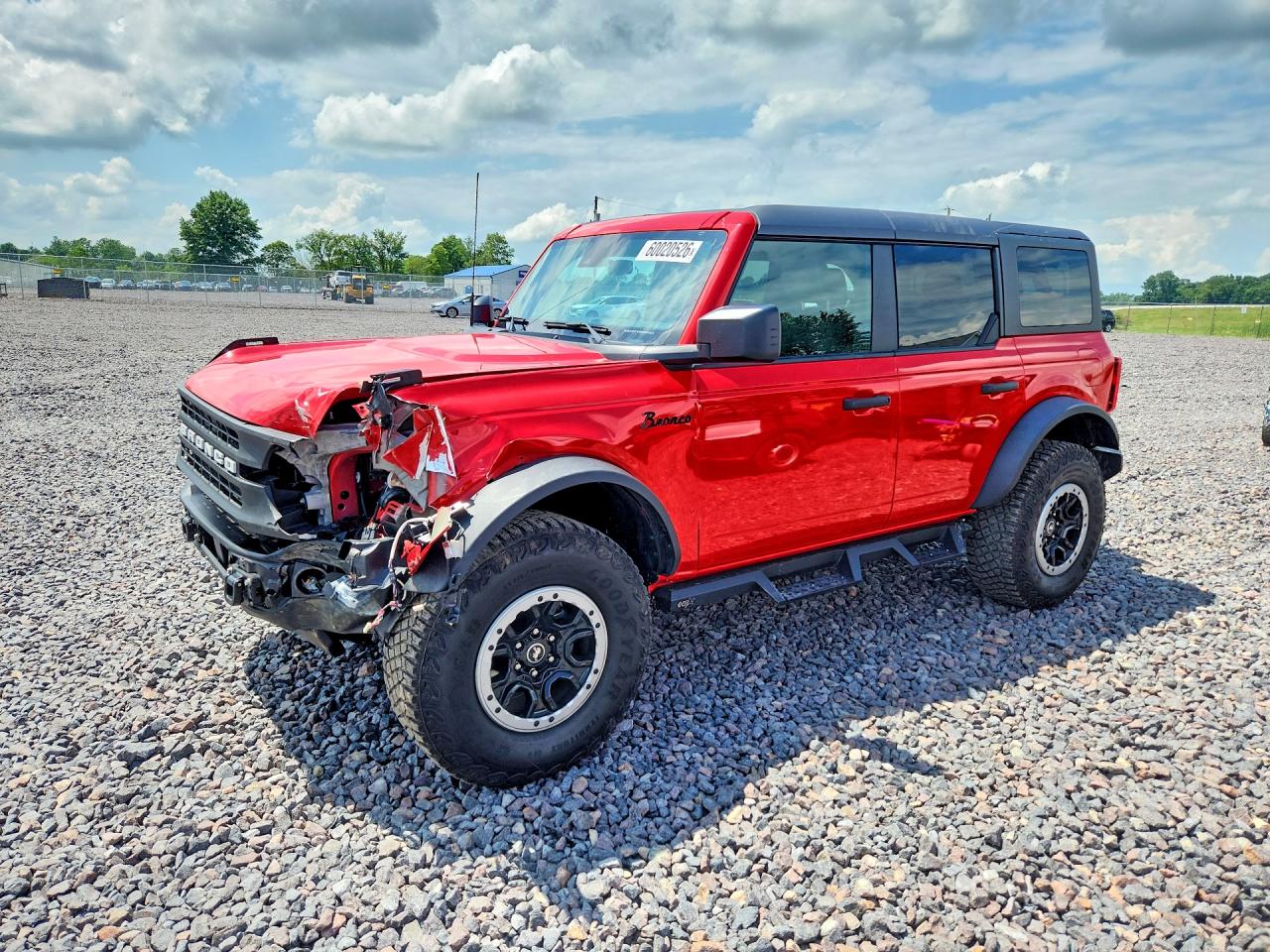 2024 Ford Bronco Black Diamond, VIN 1FMEE1BP8RLA88875 — Перед