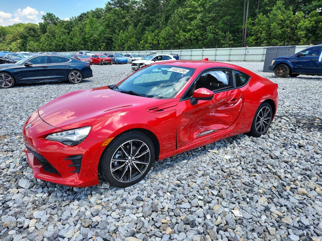 2017 Toyota 86, VIN JF1ZNAA19H9701655 — Бок