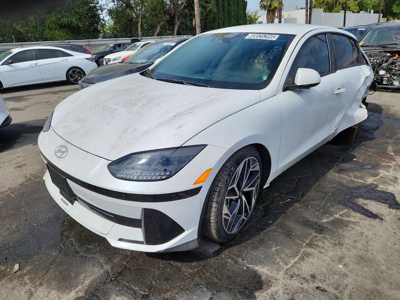 2025 Hyundai Ioniq 6 SEL, VIN KMHM34AA7SA114562 — Бок