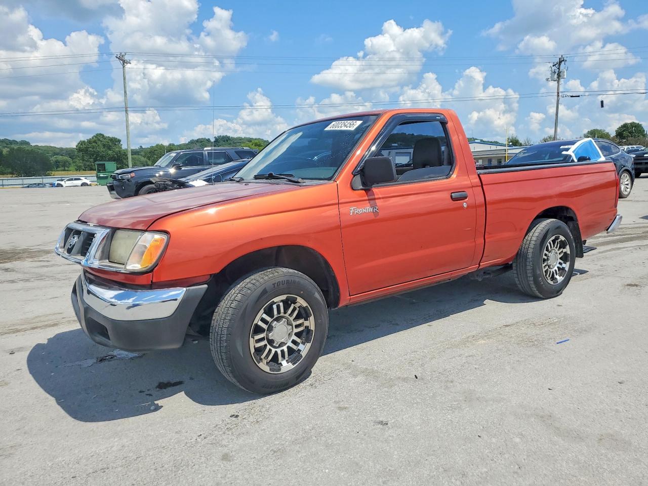 1998 Nissan Frontier XE, VIN 1N6DD21S1WC302094 — Front end