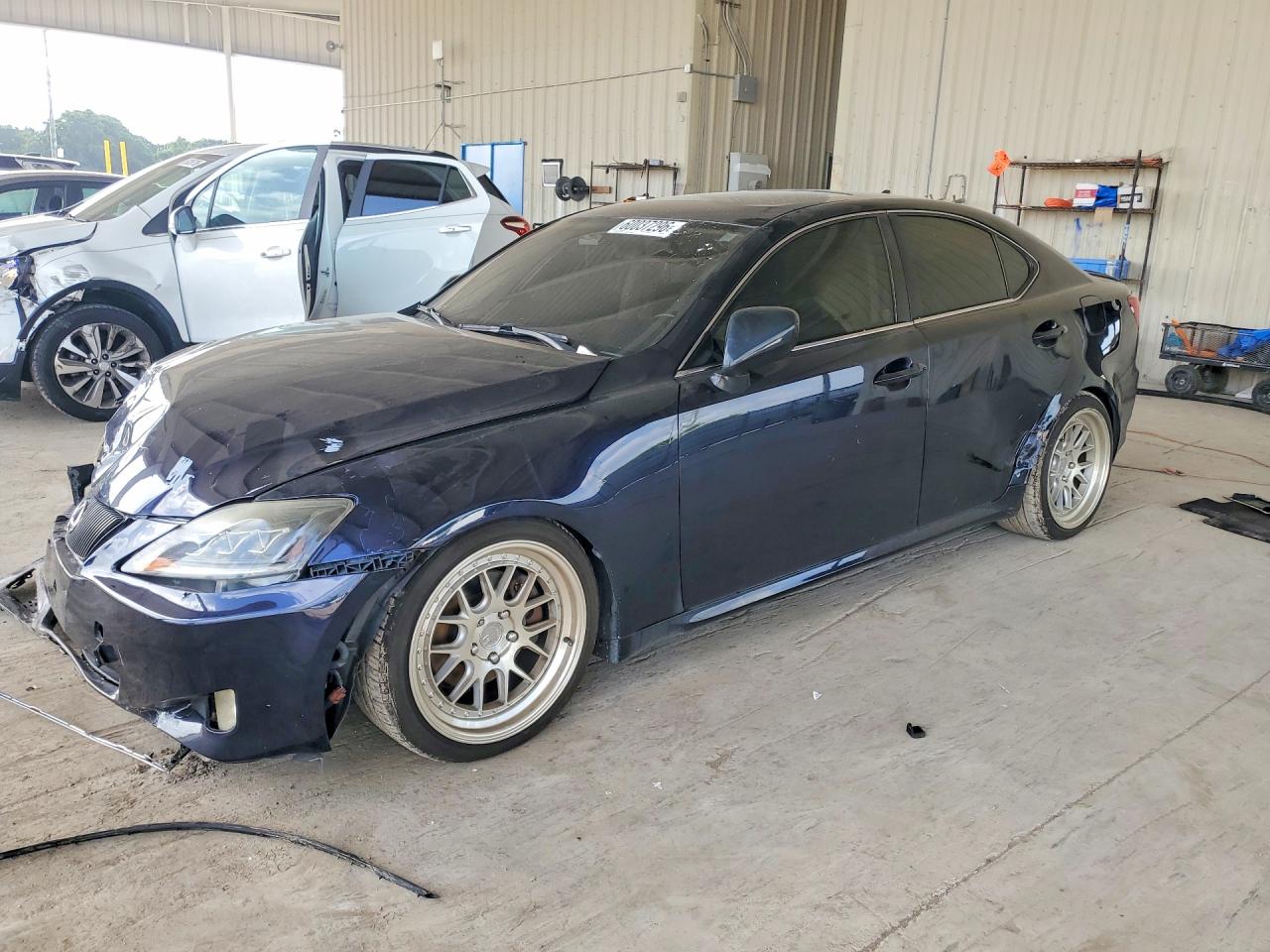 2008 Lexus IS 250, VIN JTHBK262185071695 — Front end
