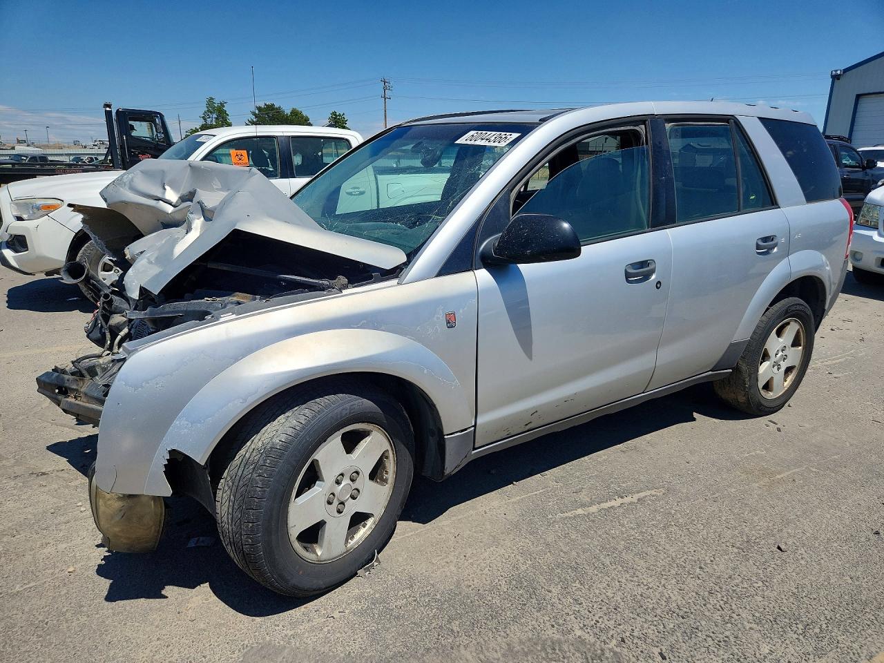 2006 Saturn VUE, VIN 5GZCZ63466S806683 — Front end