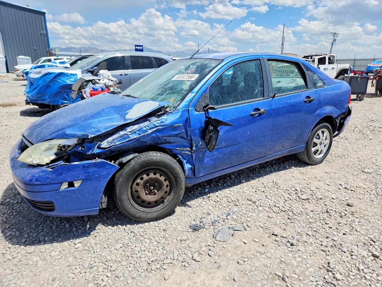 2005 Ford Focus S, VIN 1FAHP34N15W186552 — Front end