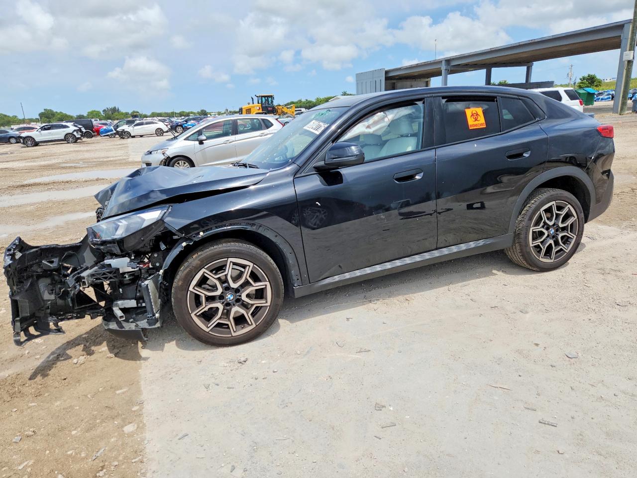 2026 BMW X2 xDrive28i, VIN WBX63GM02T5406425 — Перед