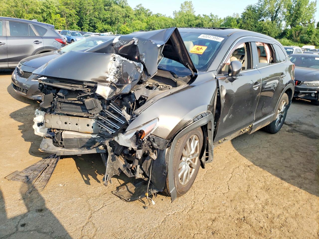 2018 Mazda CX-9 Touring, VIN JM3TCBCY3J0210392 — Front end