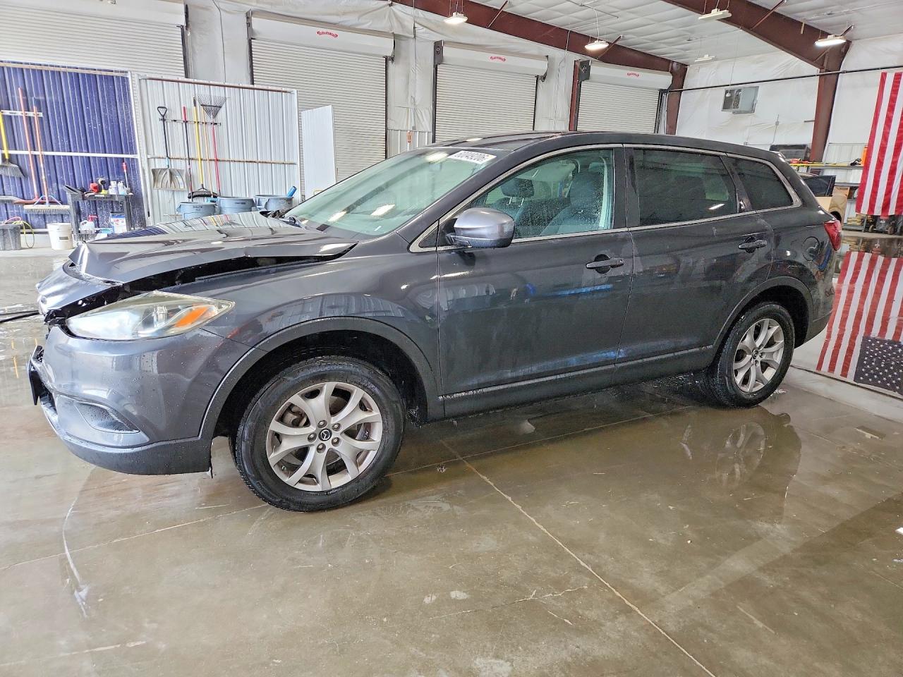 2014 Mazda CX-9 Sport, VIN JM3TB2BA9E0438040 — Front end
