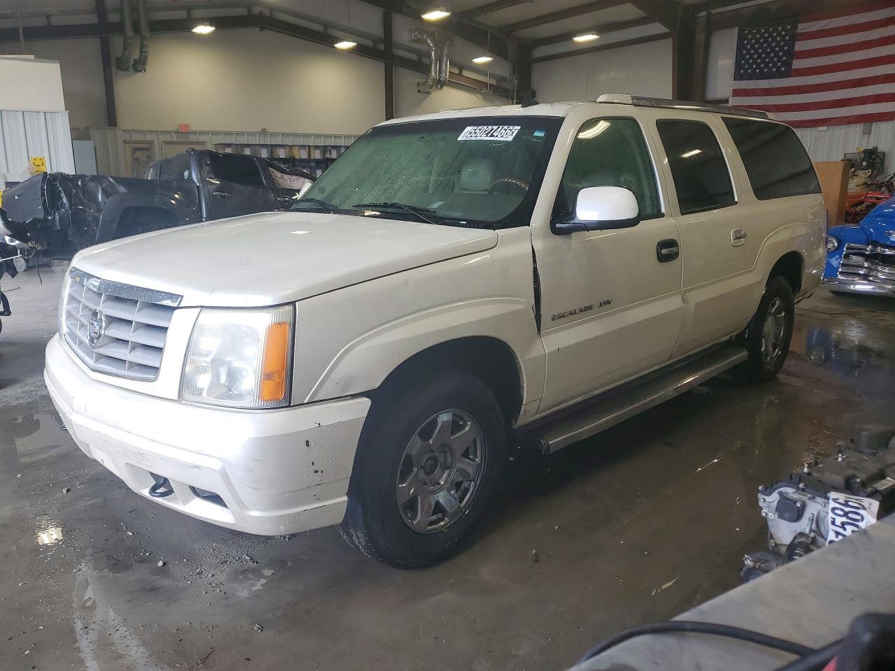 2006 Cadillac Escalade ESV, VIN 3GYFK66N96G199462 — Зад