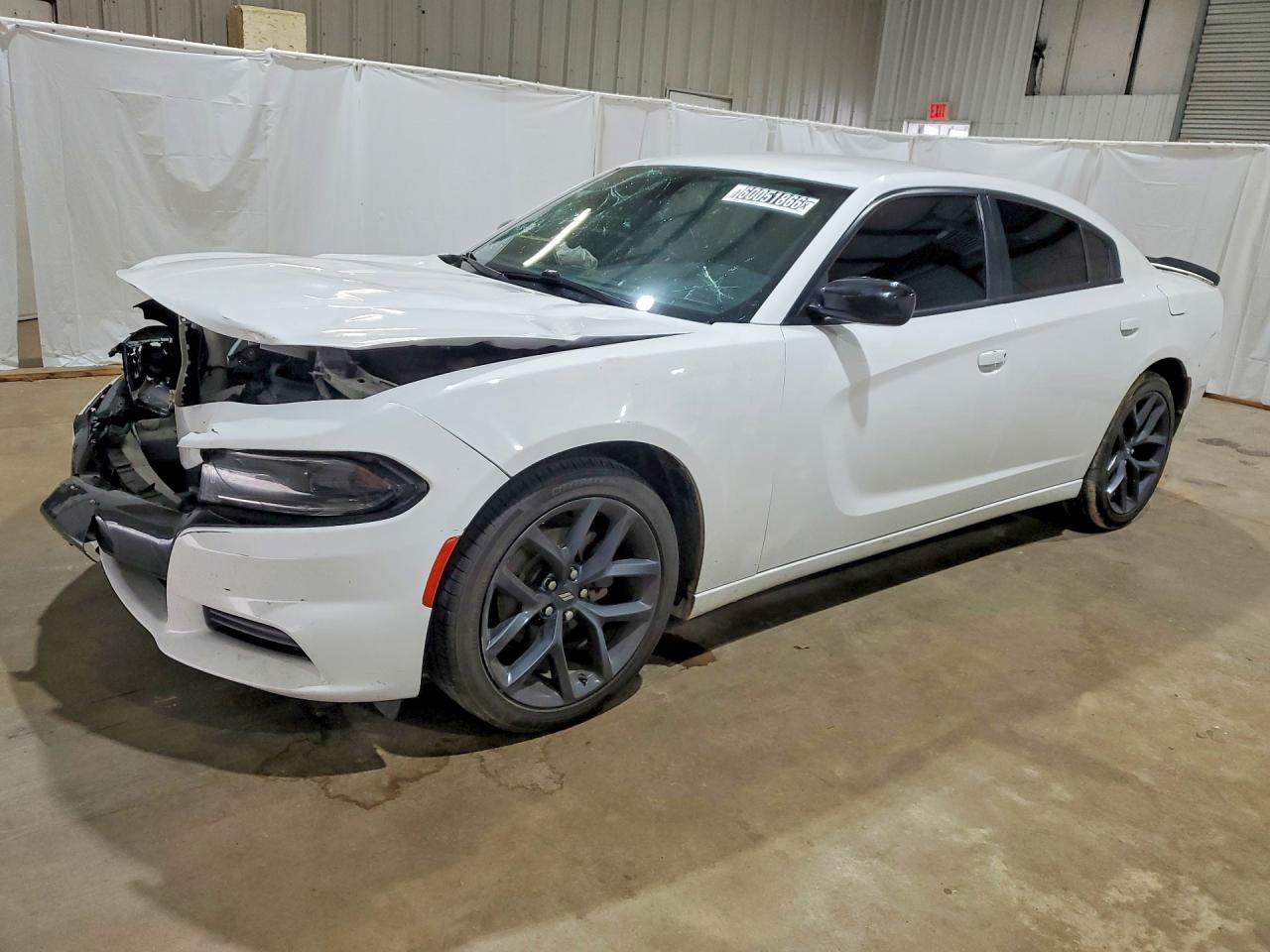 2021 Dodge Charger SXT, VIN 2C3CDXBG2MH540427 — Front end