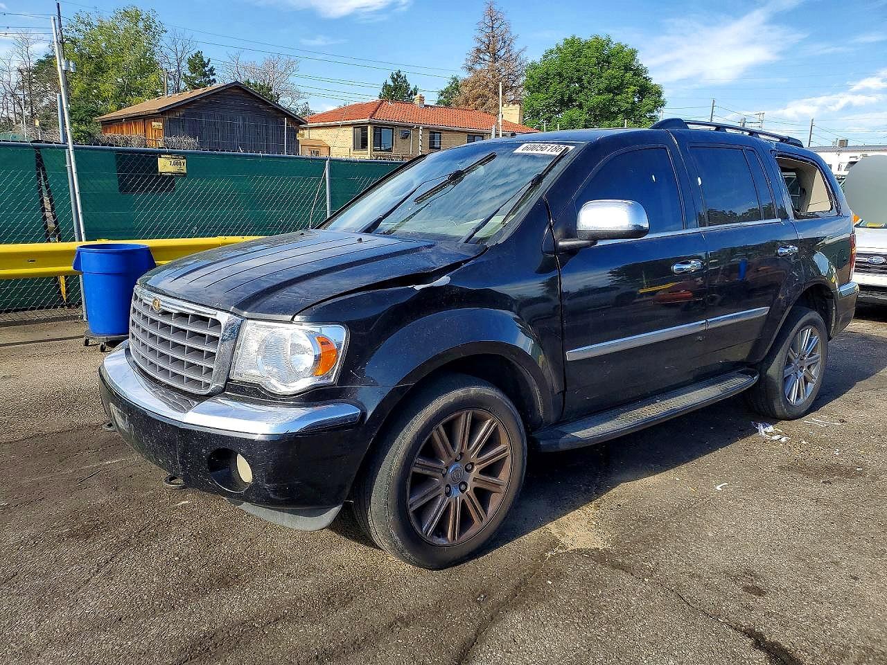 2009 Chrysler Aspen Limited, VIN 1A8HW58T99F710661 — Front end