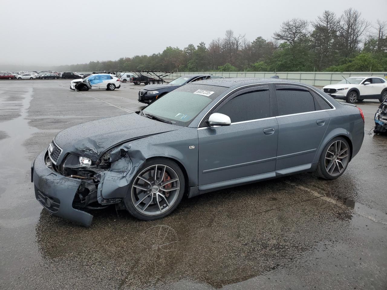 2004 Audi S4, VIN WAUPL58EX4A106889 — Перед