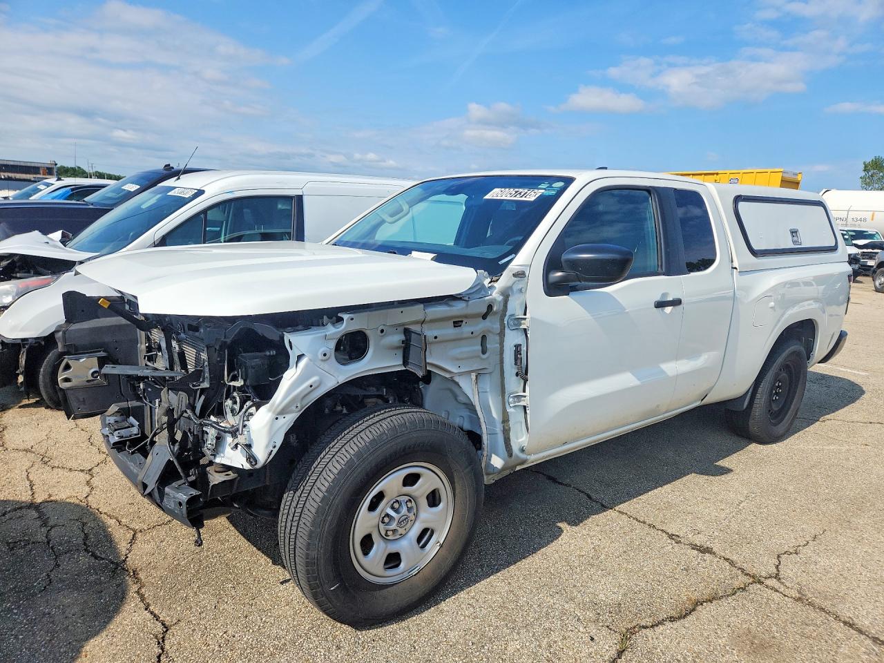 2024 Nissan Frontier S, VIN 1N6ED1CL5RN633189 — Front end