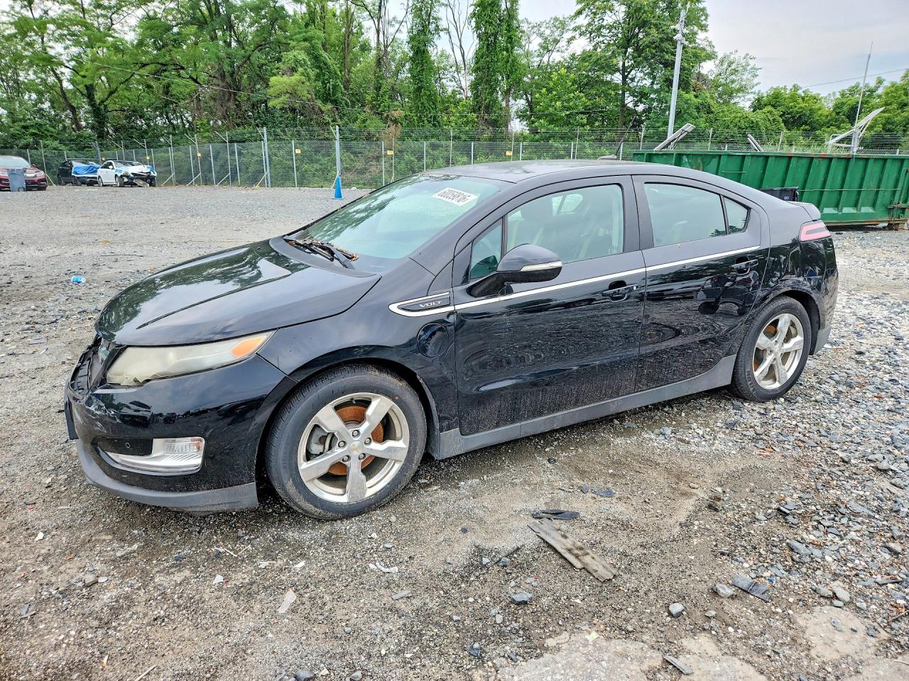 2011 Chevrolet Volt, VIN 1G1RD6E4XBU100086 — Front end
