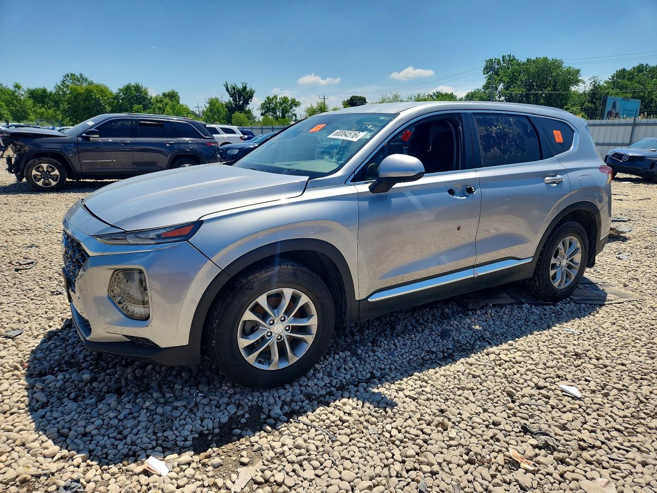 2020 Hyundai Santa Fe SE, VIN 5NMS23AD6LH198707 — Front end