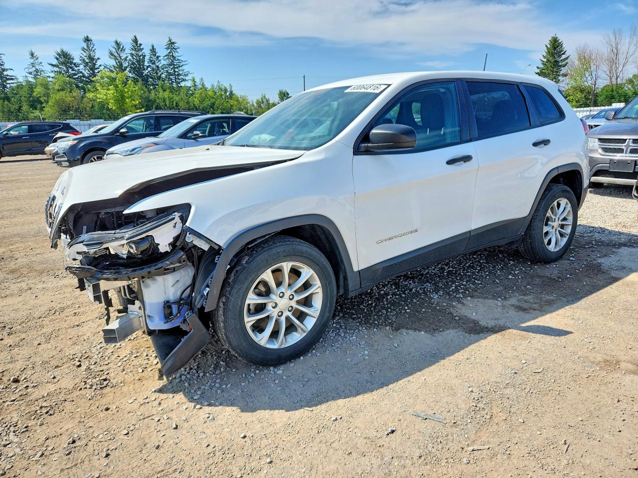 2019 Jeep Cherokee Sport, VIN 1C4PJLAB4KD152002 — Front end