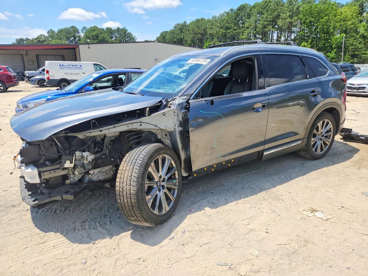 2023 Mazda CX-9 Signature, VIN JM3TCBEY7P0634681 — Перед