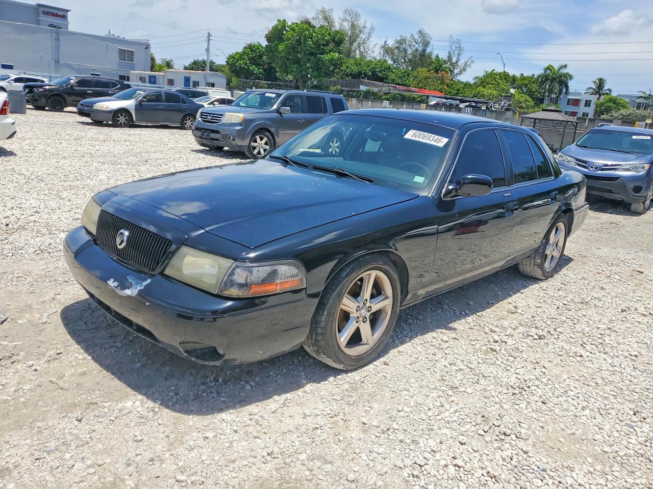 2003 Mercury Marauder, VIN 2MEHM75V83X616859 — Бок