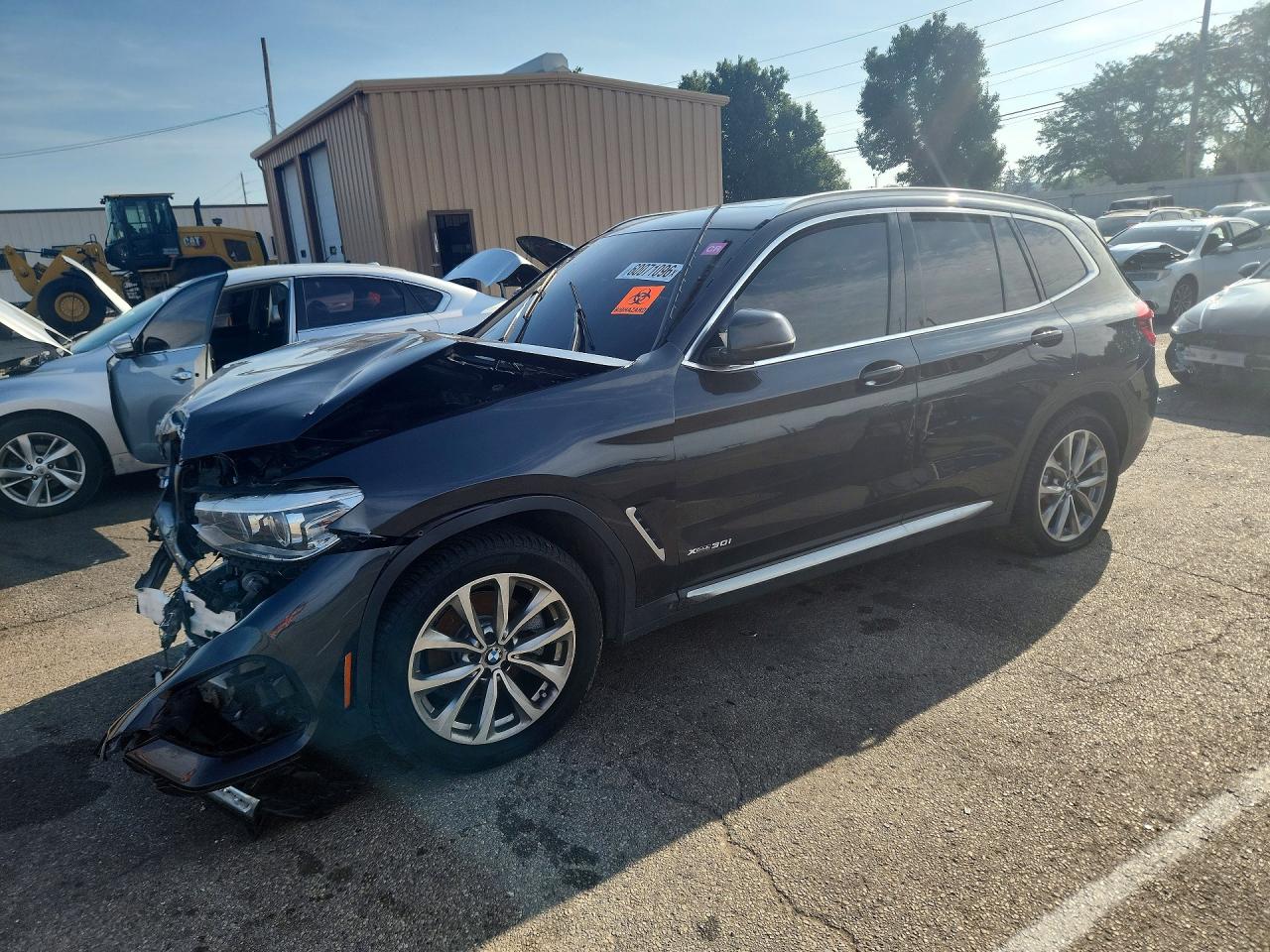 2018 BMW X3 xDrive30i, VIN 5UXTR9C50JLC82558 — Перед