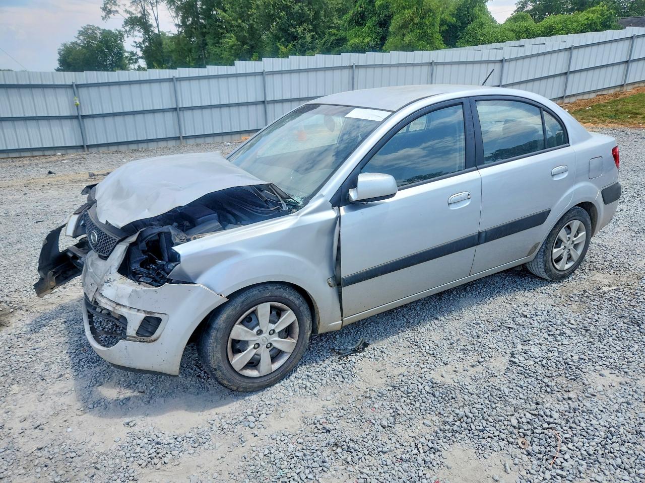 2008 Kia Rio LX, VIN KNADE123486327698 — Front end