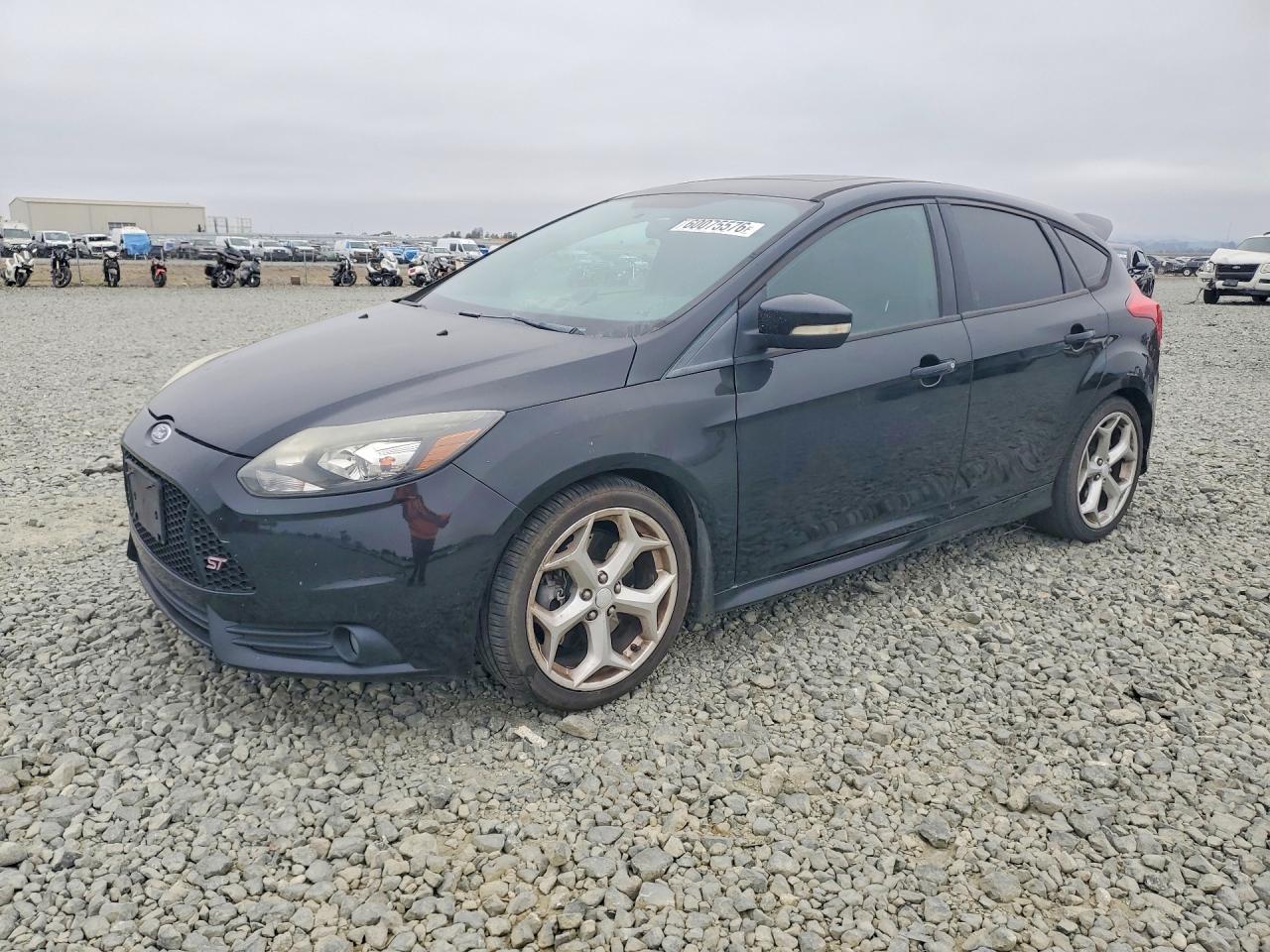 2013 Ford Focus ST, VIN 1FADP3L97DL191743 — Engine fire