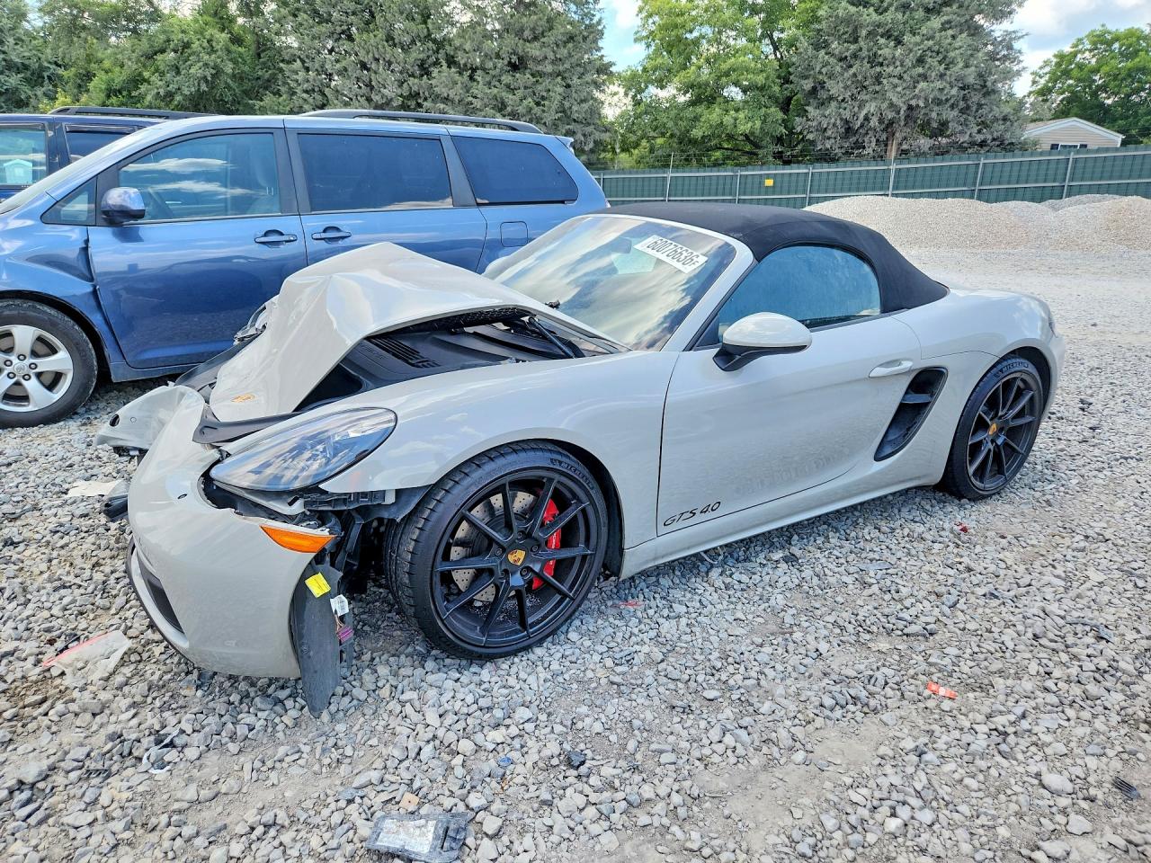 2025 Porsche 718 Boxster GTS 4.0, VIN WP0CD2A89SK230208 — Перед