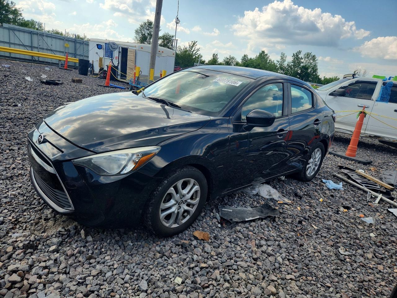 2016 Scion iA, VIN 3MYDLBZV8GY104689 — Front end