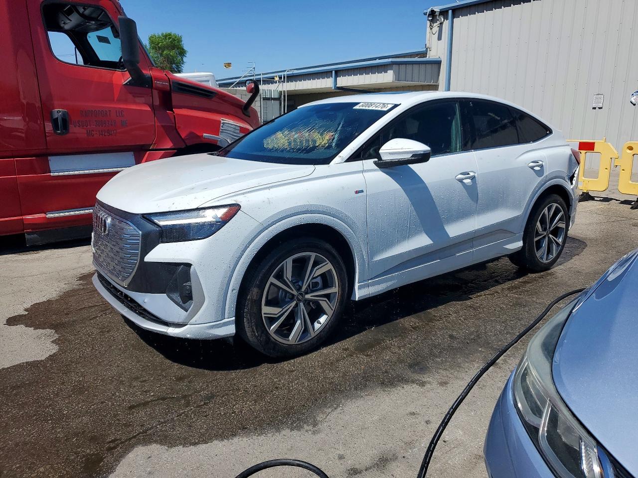 2024 Audi Q4 e-tron Sportback Premium Plus, VIN WA13UBFZ6RP051908 — Перед