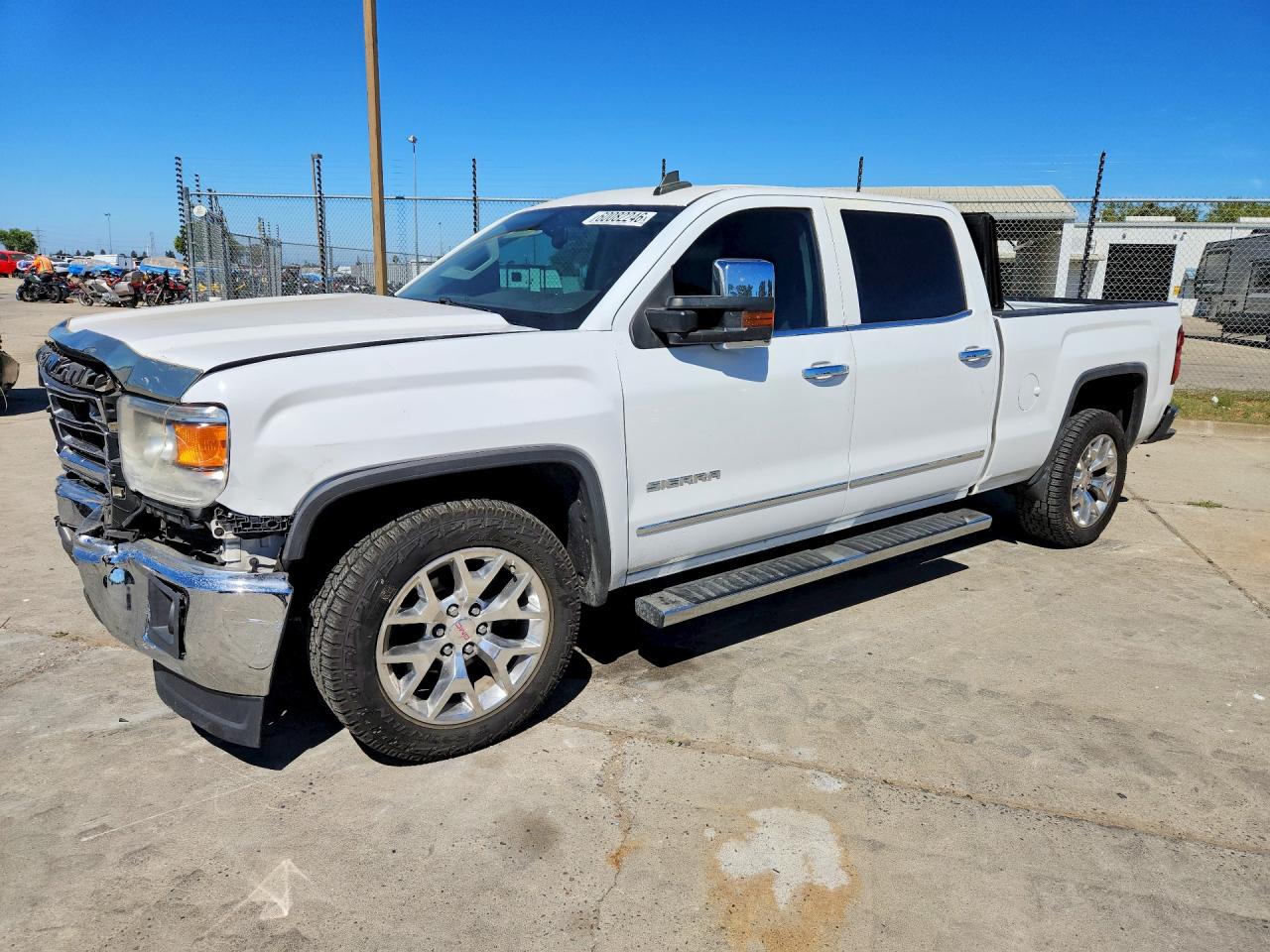 2015 GMC Sierra 1500 SLT, VIN 3GTU1VEC2FG448470 — Front end