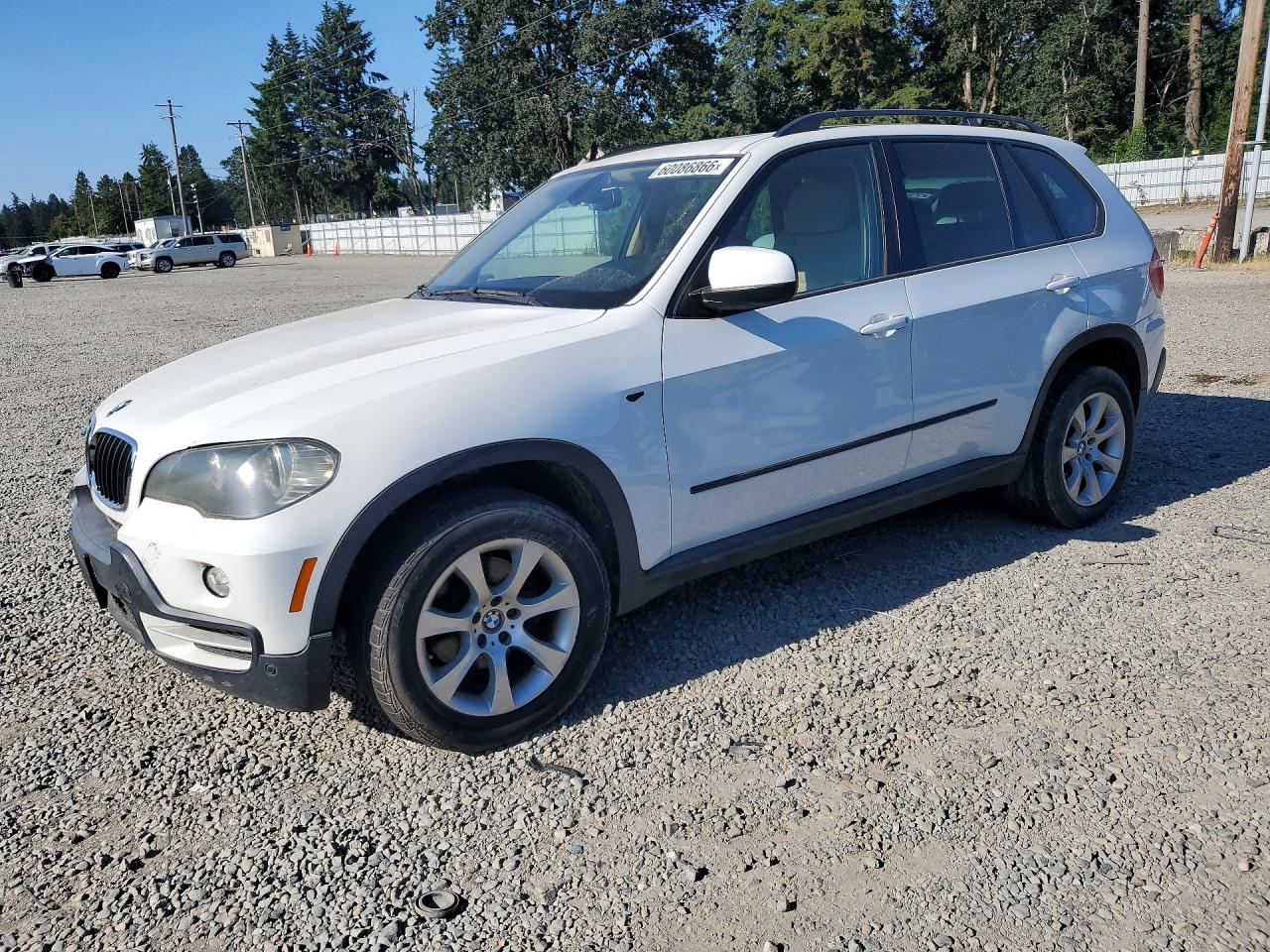 2010 BMW X5 30i, VIN 5UXFE4C58AL381833 — Ранее повреждён