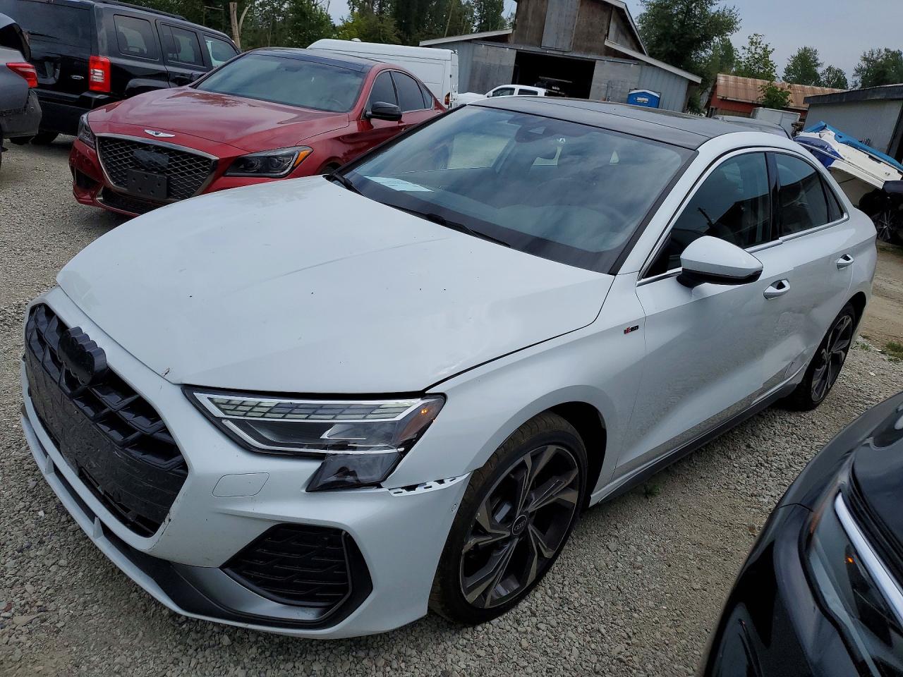 2025 Audi A3 Progressiv, VIN WAULUCGY4SA121994 — Бок