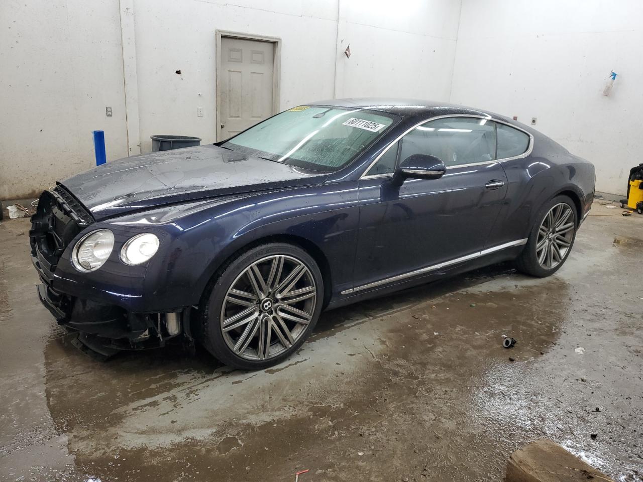 2013 Bentley Continental GT, VIN SCBFC7ZA1DC084567 — Front end