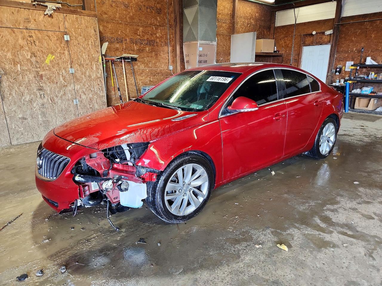 2015 Buick Regal Premium I, VIN 2G4GN5EX4F9196943 — Front end