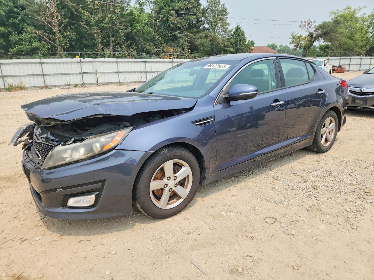 2015 Kia Optima LX, VIN 5XXGM4A71FG424185 — Front end
