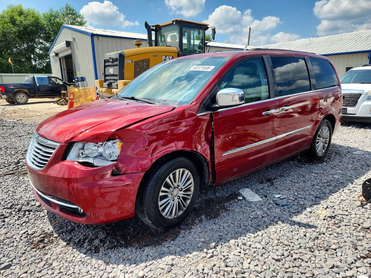2014 Chrysler Town & Country Touring L, VIN 2C4RC1CG9ER310500 — Front end