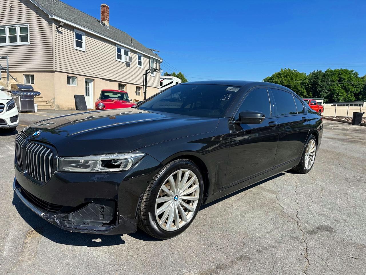2022 BMW 7 Series 740i xDrive, VIN WBA7T4C07NCH73398 — Minor dents and scratches