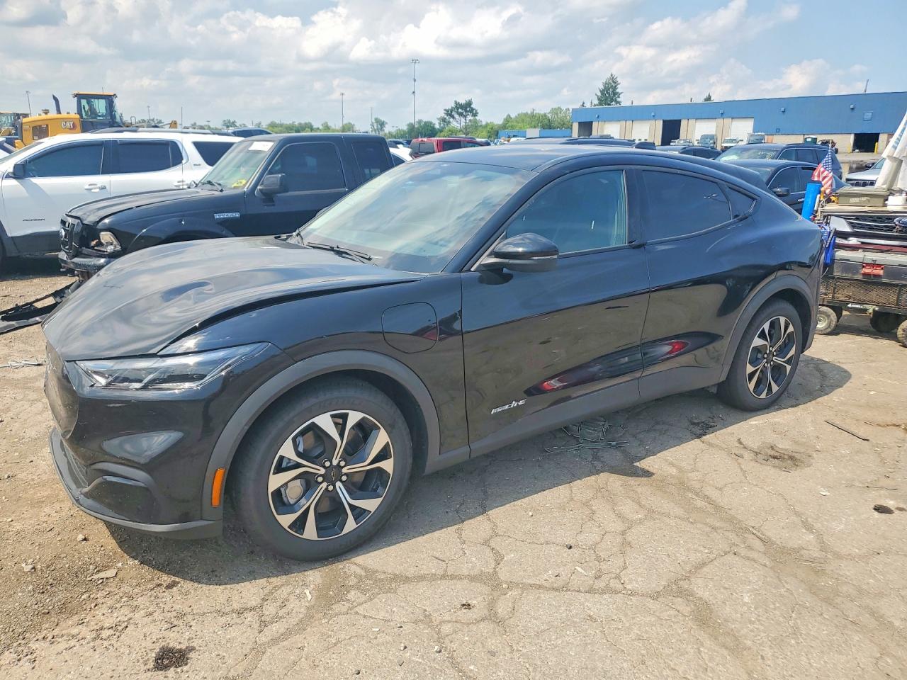 2026 Ford Mustang Mach-E Select, VIN 3FMTK1R4XTMA07327 — Front end