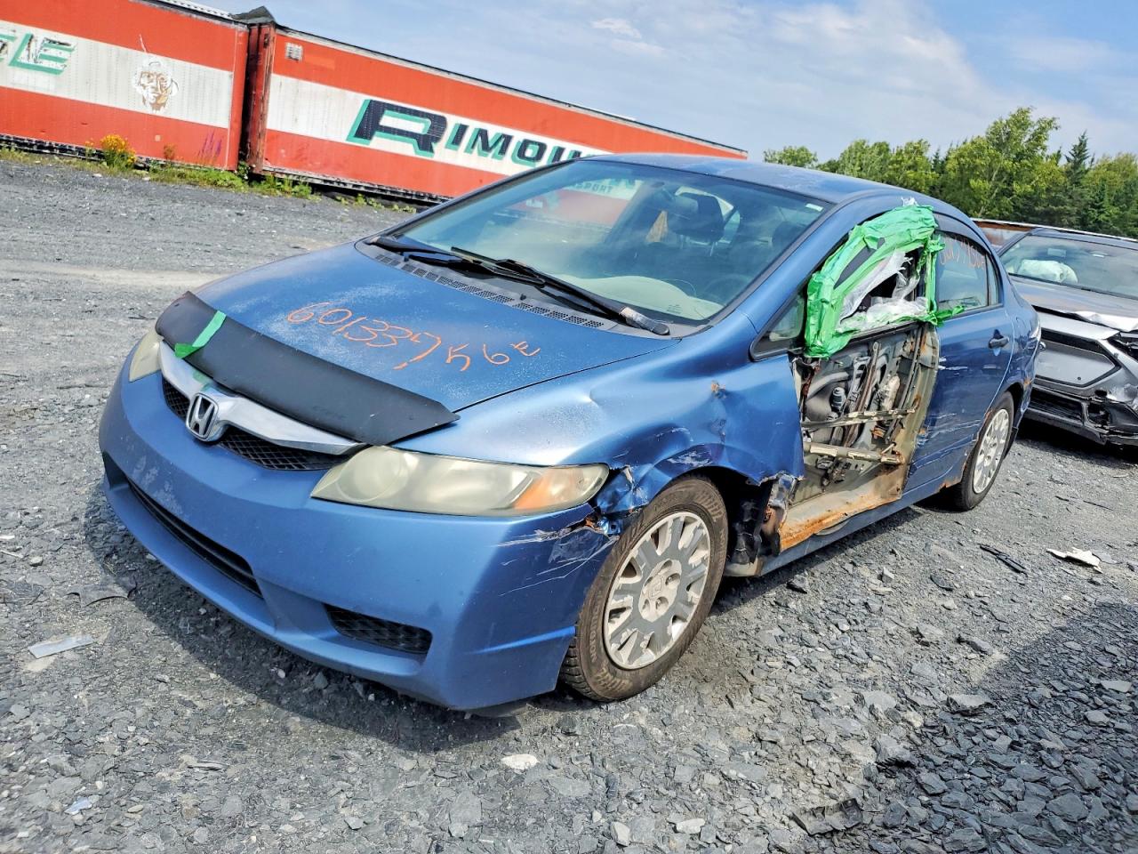 2010 Honda Civic DX, VIN 2HGFA1E26AH030593 — Side