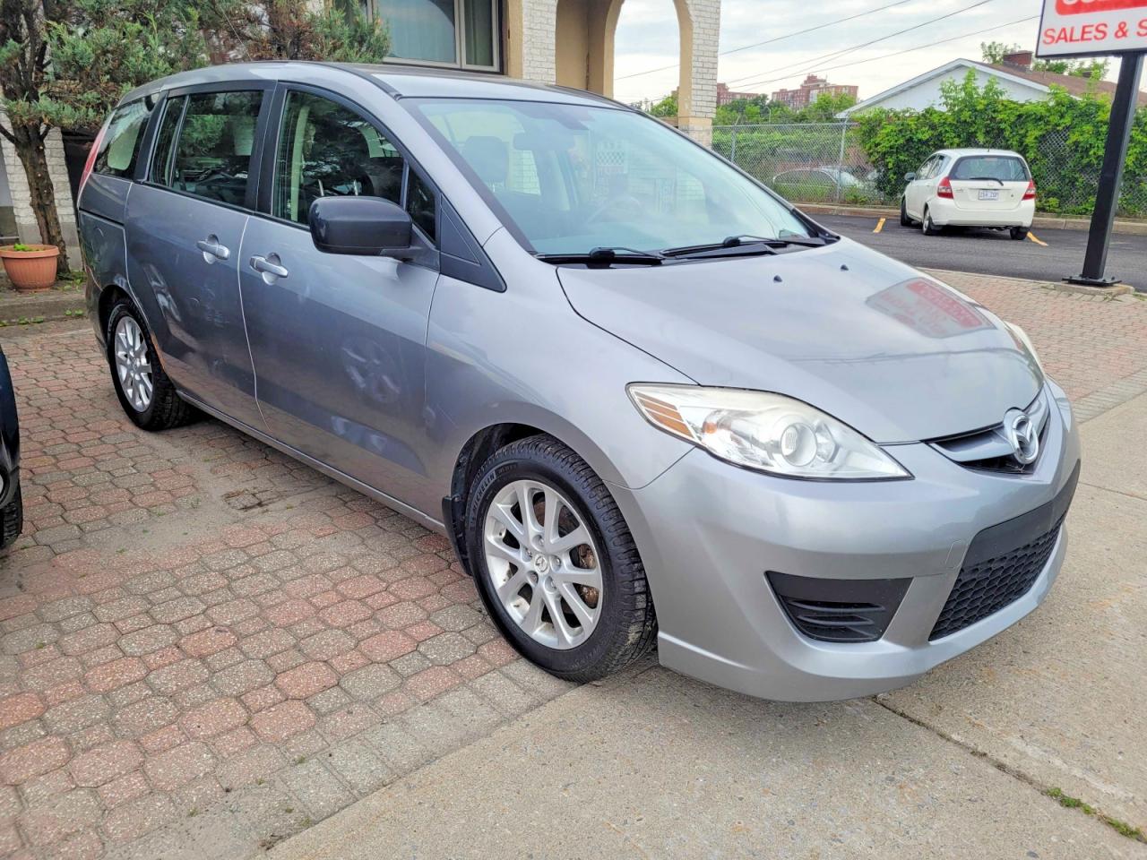 2010 Mazda 5 Sport, VIN JM1CR2W33A0373941 — Minor dents and scratches