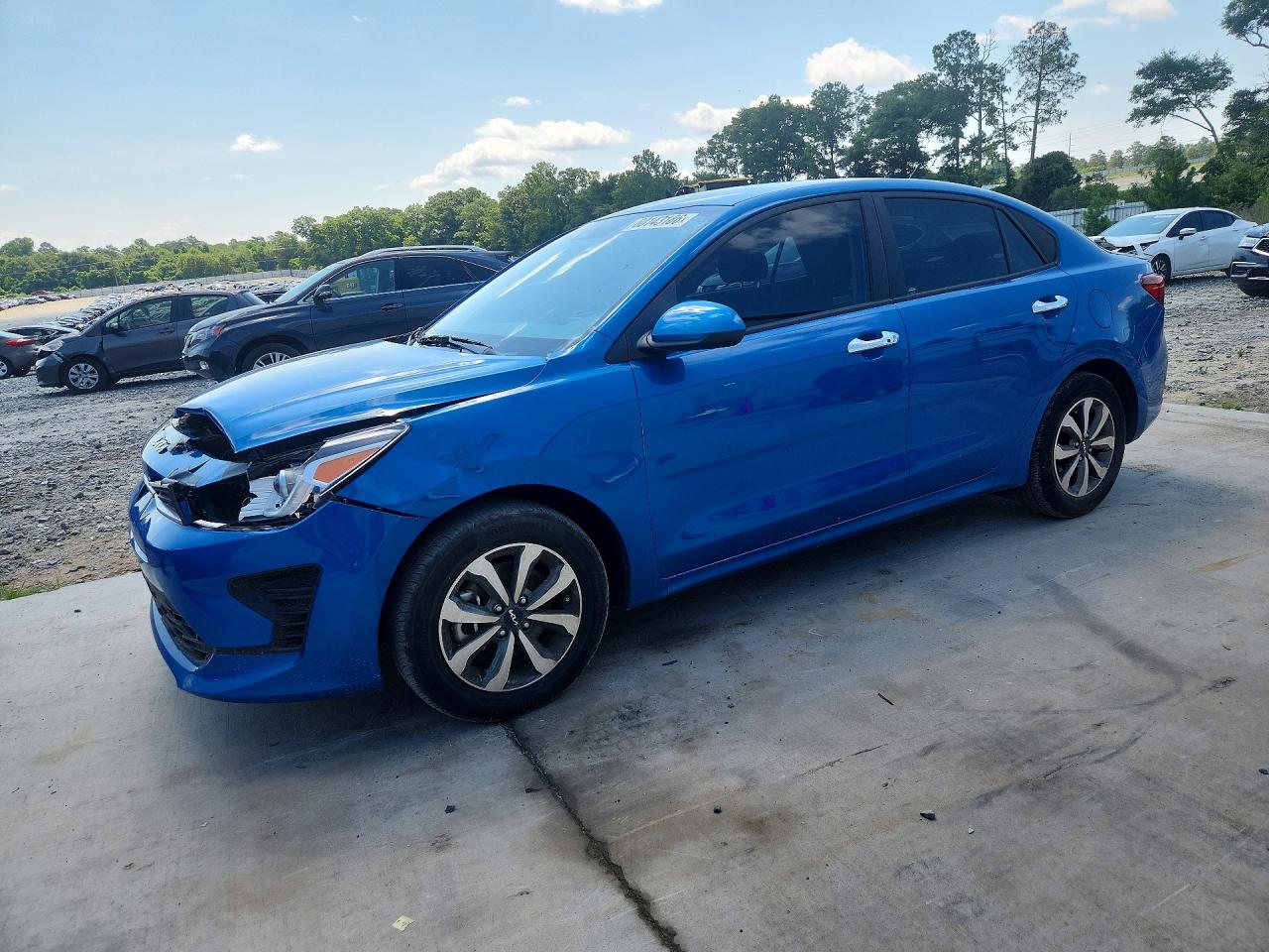 2023 Kia Rio S, VIN 3KPA24AD0PE612580 — Front end
