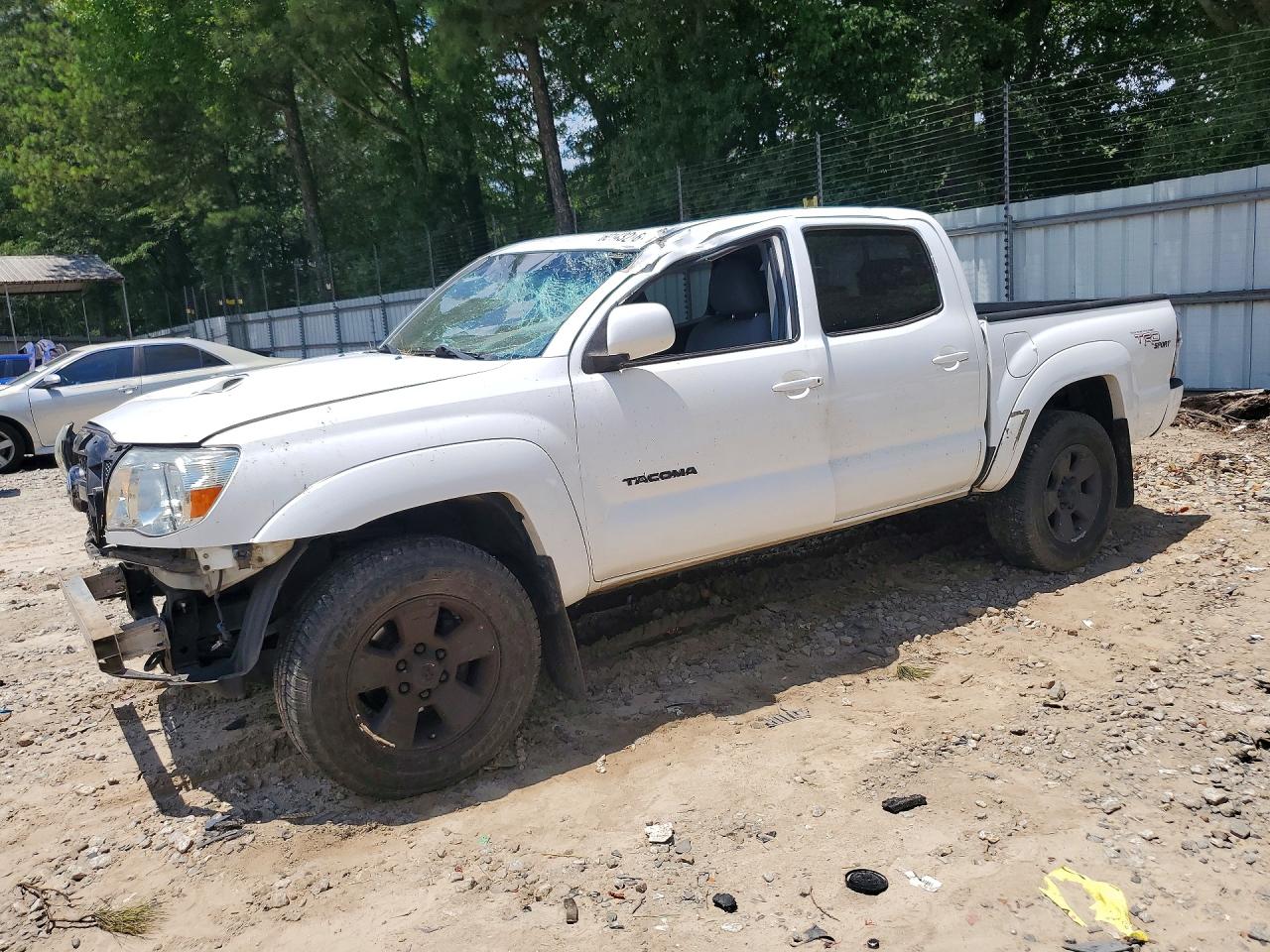 2011 Toyota Tacoma PreRunner, VIN 3TMJU4GN0BM112900 — Roof