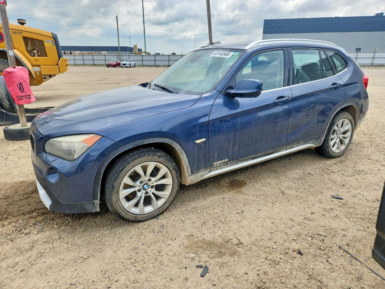 2012 BMW X1 28i, VIN WBAVL1C59CVR80889 — Front end