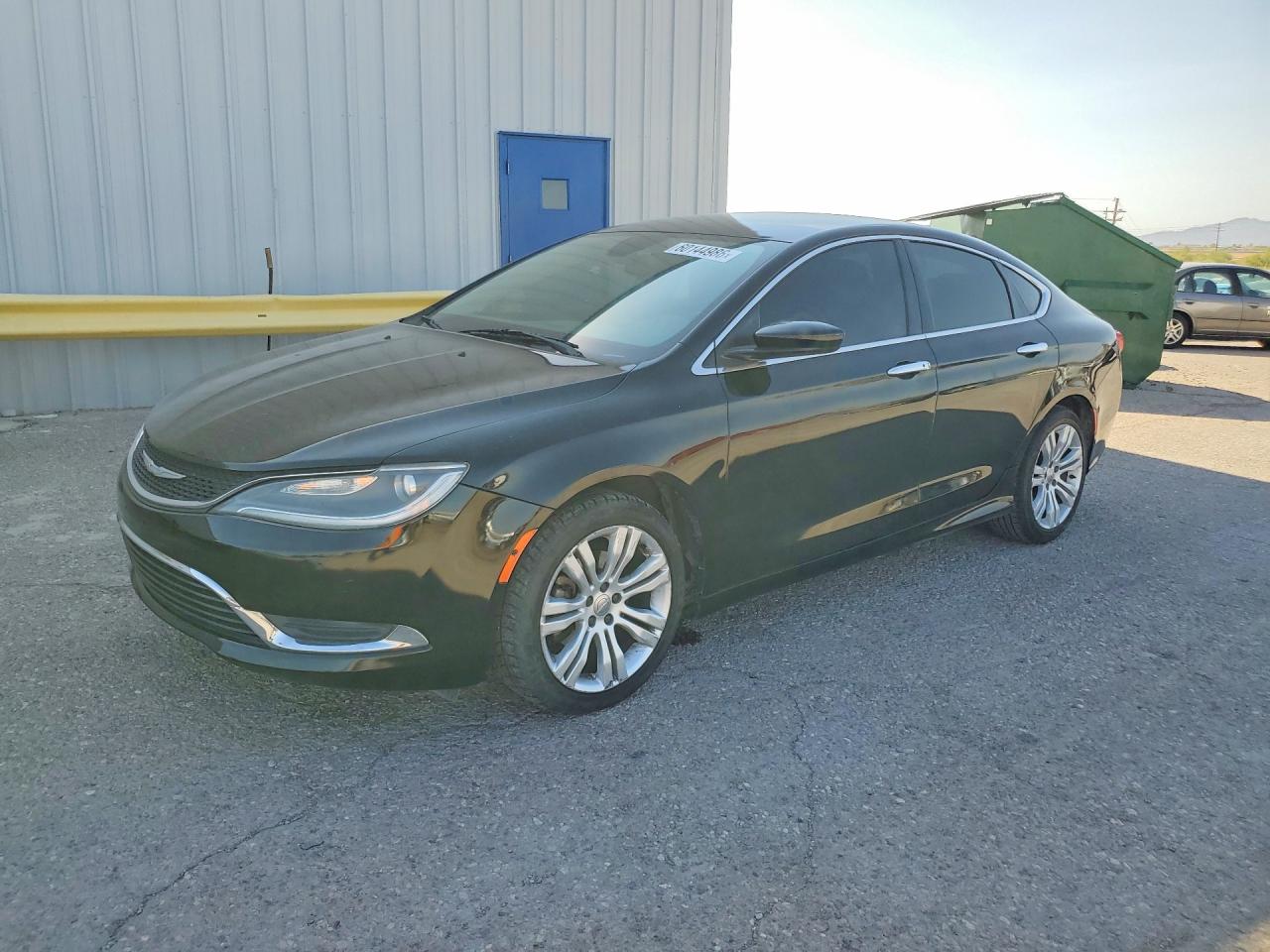 2015 Chrysler 200 Limited, VIN 1C3CCCABXFN533575 — Minor dents and scratches