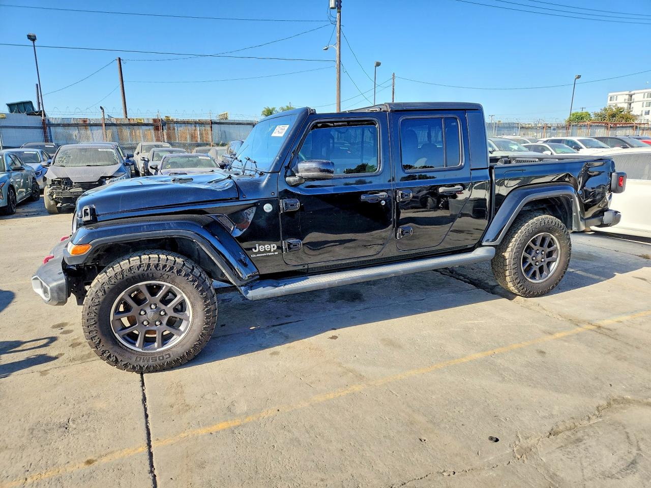 2023 Jeep Gladiator High Altitude, VIN 1C6HJTFG3PL514544 — Front end